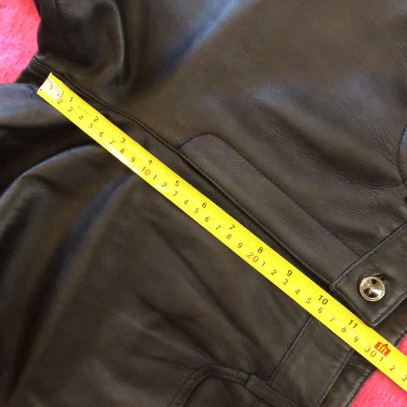 Etcetera Supple Leather high waist classic jean pocket style wide pants. - Picture 11 of 13